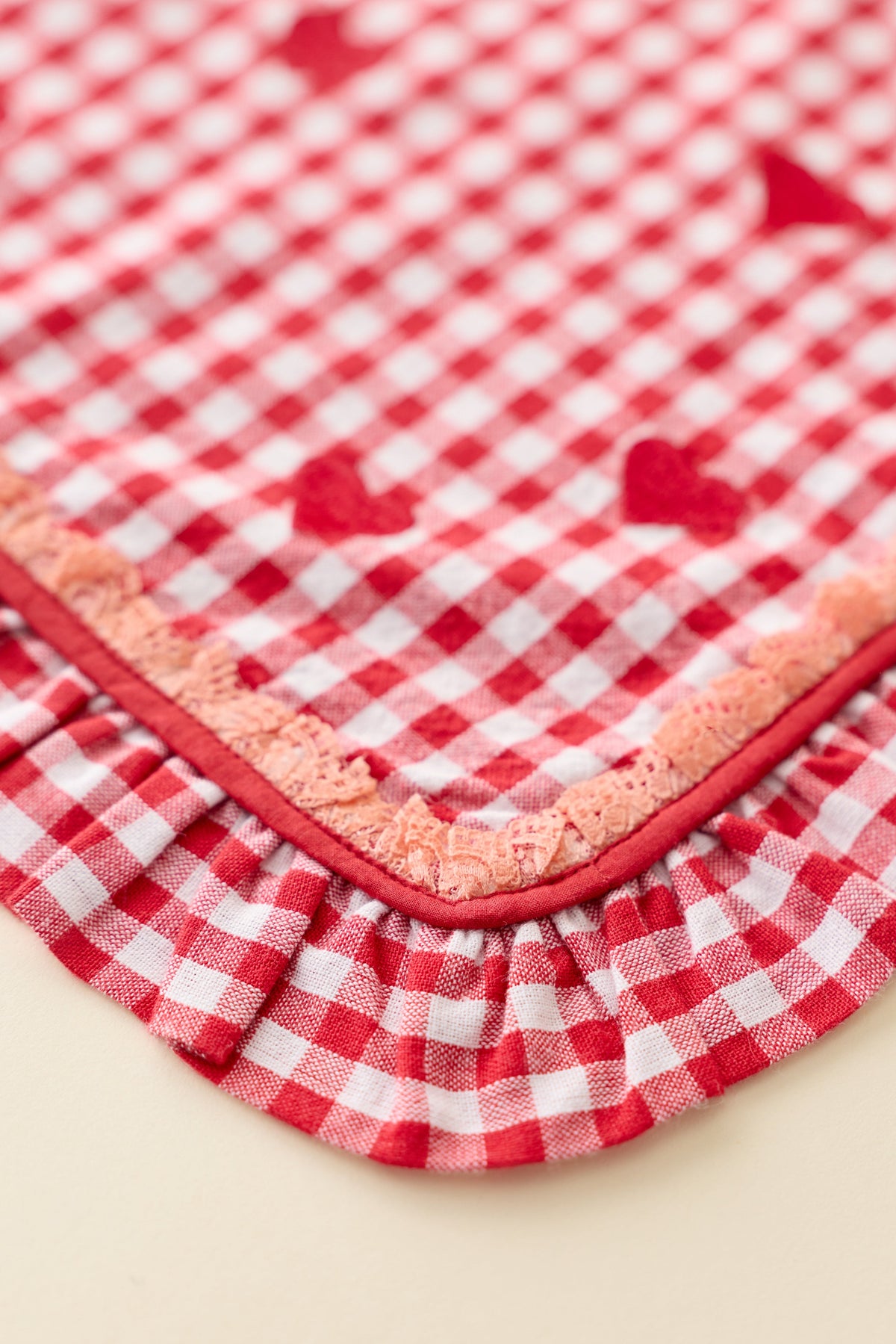 For Love & Lemons Gingham Ruffled Placemat Set